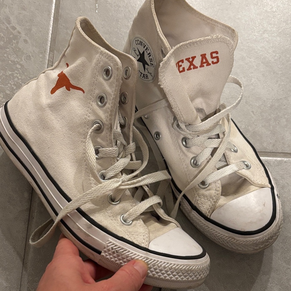 Converse Women White  with Longhorn UT Logo High-Top Sneakers
